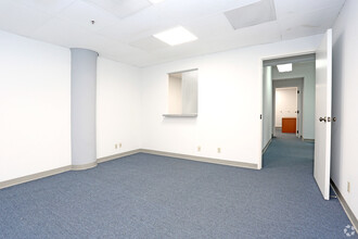 5901 Christie Ave, Emeryville, CA for lease Interior Photo- Image 1 of 4