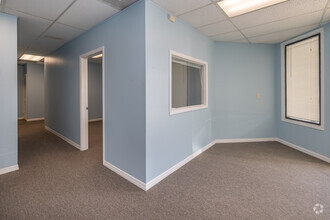 1462-1496 3rd St S, Jacksonville Beach, FL for lease Interior Photo- Image 2 of 5