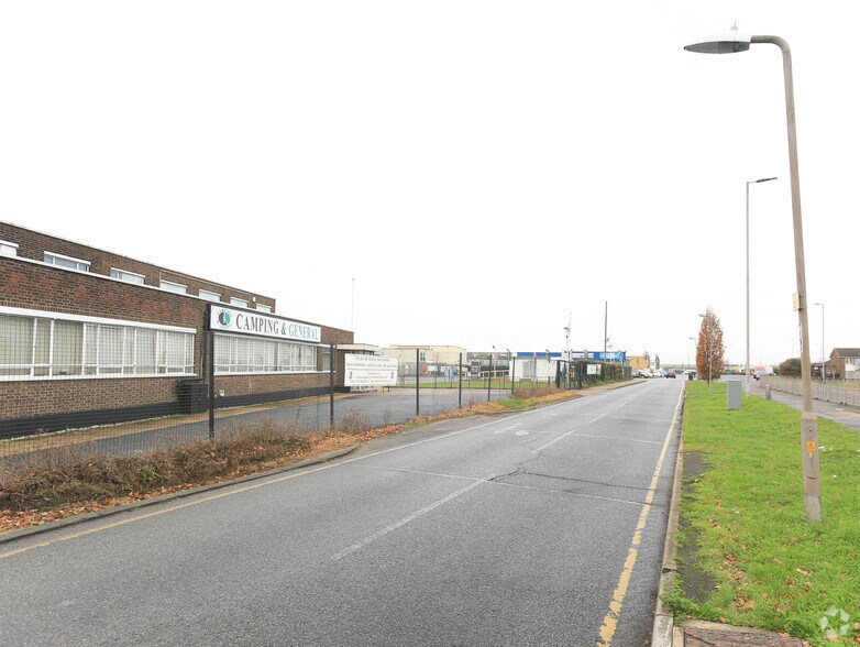 Charfleets Rd, Canvey Island, ESS SS8 0QE Camping & General