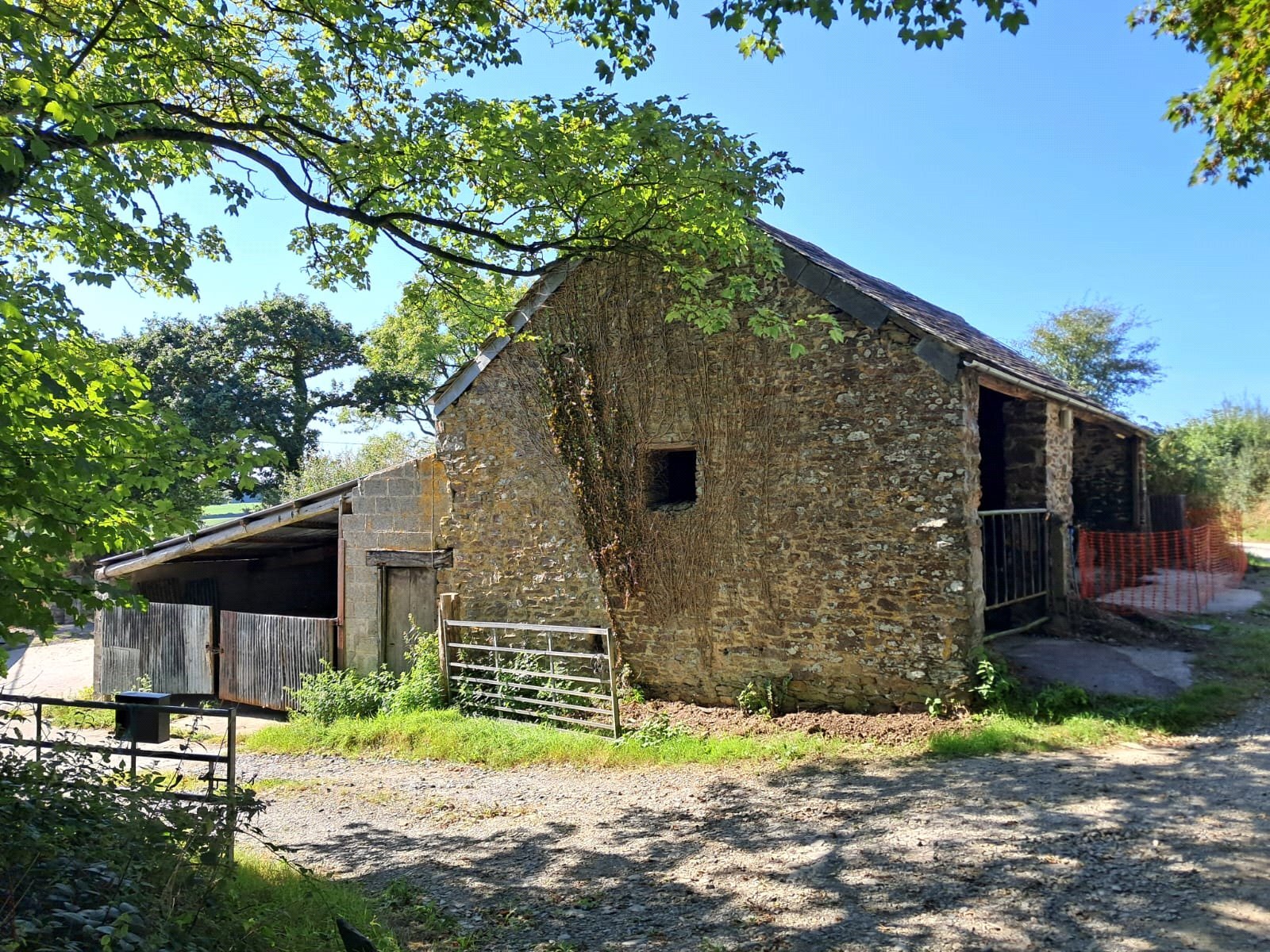 Poulza, Bude for sale Building Photo- Image 1 of 14