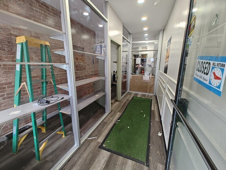 2028 Second Ave, New York, NY for lease - Interior Photo - Image 2 of 5