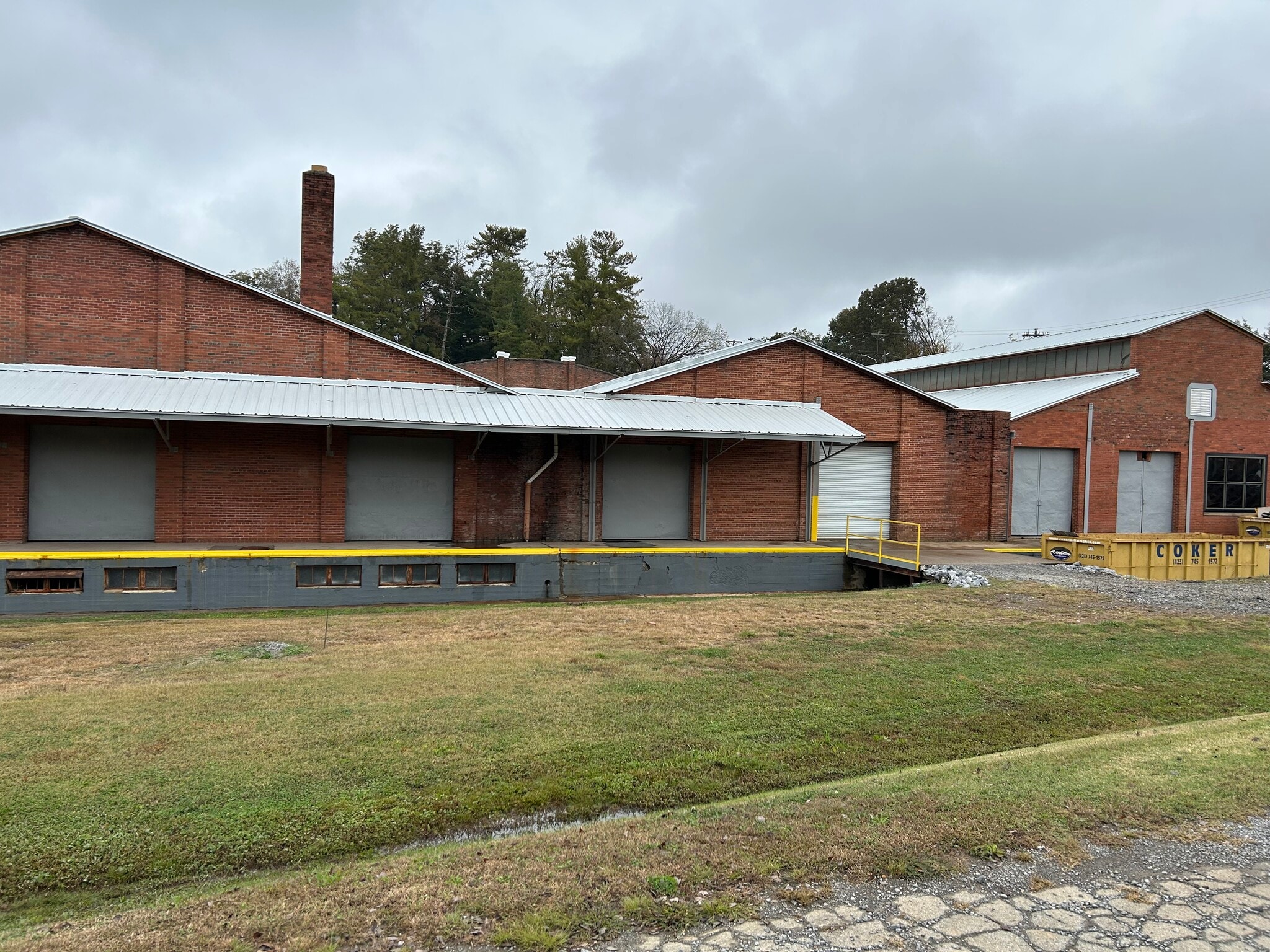 517 Eastanallee Ave, Athens, TN for lease Primary Photo- Image 1 of 10