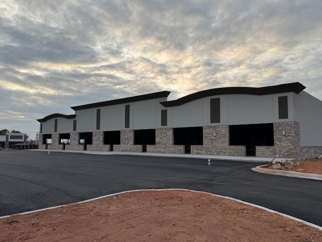 1963 SC-101, Greer, SC for lease Interior Photo- Image 1 of 3