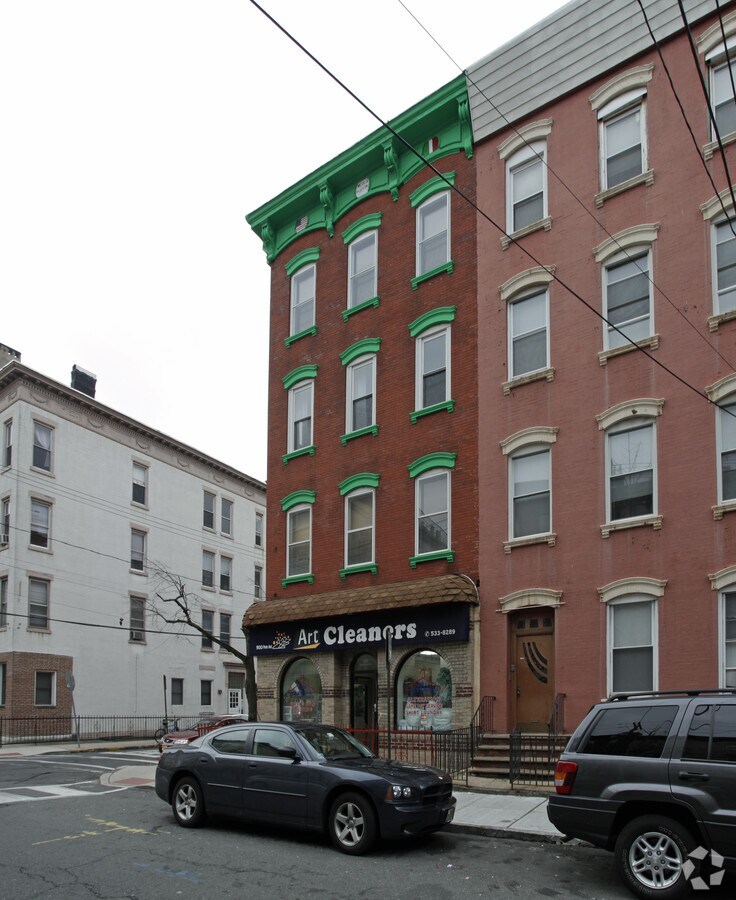 900 Park Ave, Hoboken, NJ 07030 Property Record