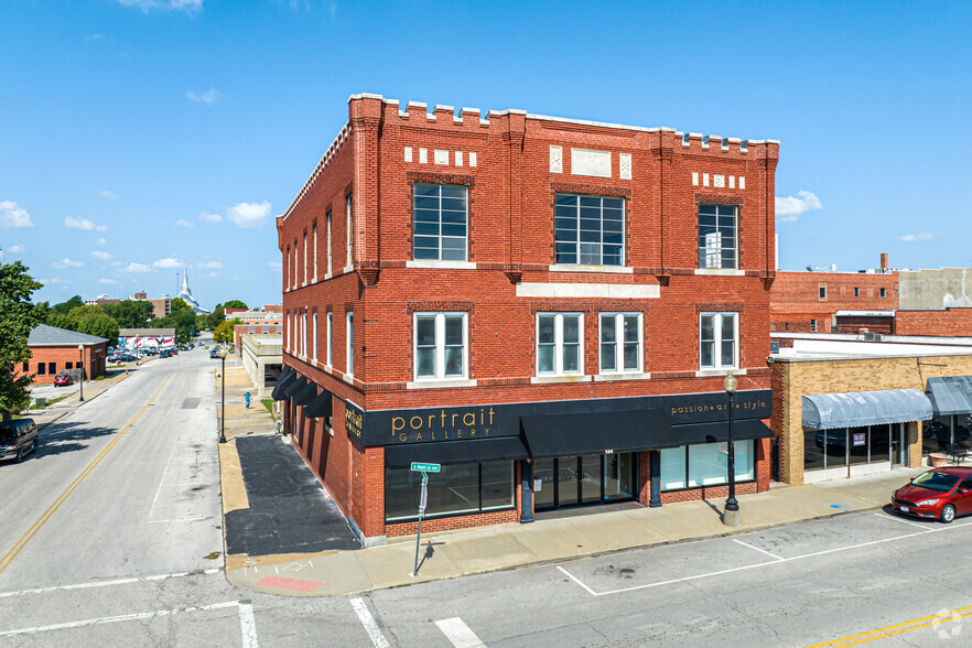 124 S Main St, Independence, MO for sale - Building Photo - Image 1 of 1