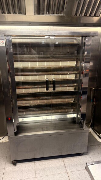 Retail in Benidorm, Alicante for sale - Building Photo - Image 2 of 23