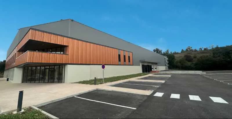 Office in Saint-Laurent-de-Mure for lease Building Photo- Image 1 of 11