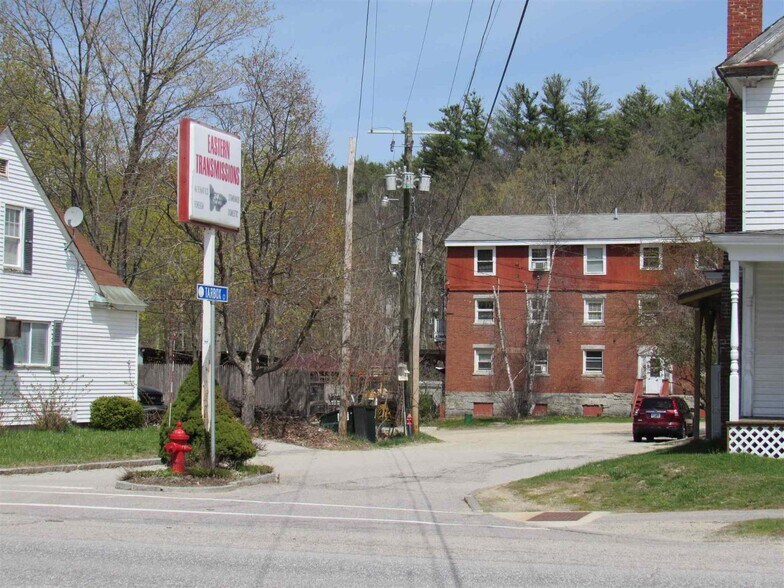 18-20 Tarbox Ct, Marlborough, NH for sale - Primary Photo - Image 1 of 1