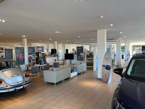 Wilthorpe Rd, Barnsley for sale Interior Photo- Image 1 of 1