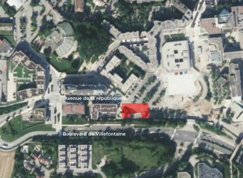 Retail in Villefontaine for sale - Building Photo - Image 3 of 10