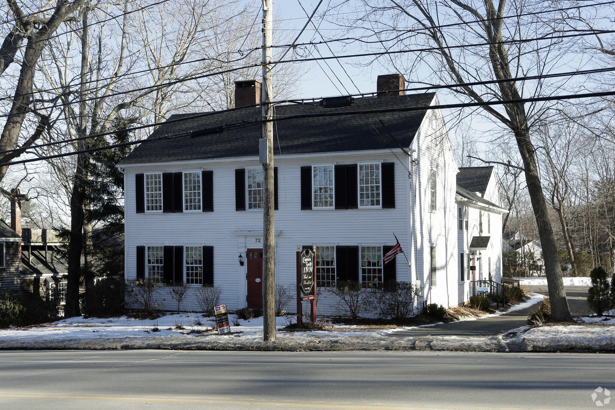 72 Elm St, Camden, ME for sale Primary Photo- Image 1 of 1