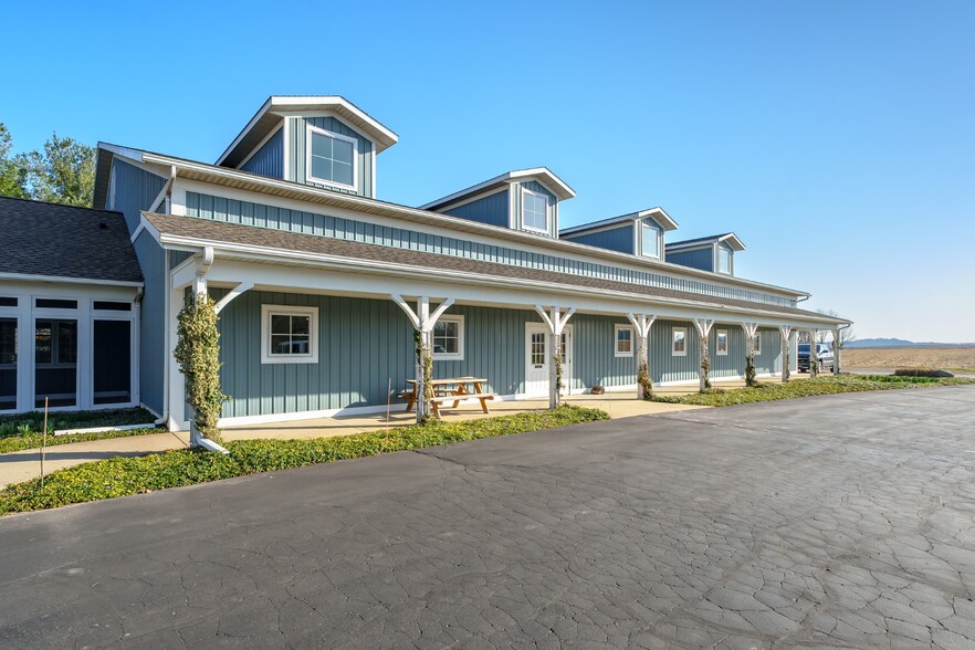 8700 N 32nd St, Richland, MI for lease - Building Photo - Image 3 of 9
