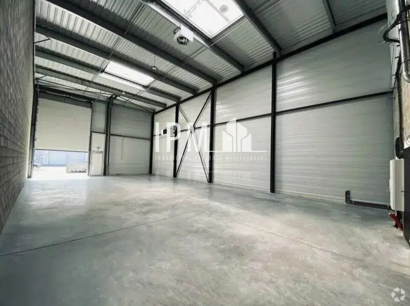 Marignane, BDR 13700 - Unit B1 - - Interior Photo - Image 2 of 3