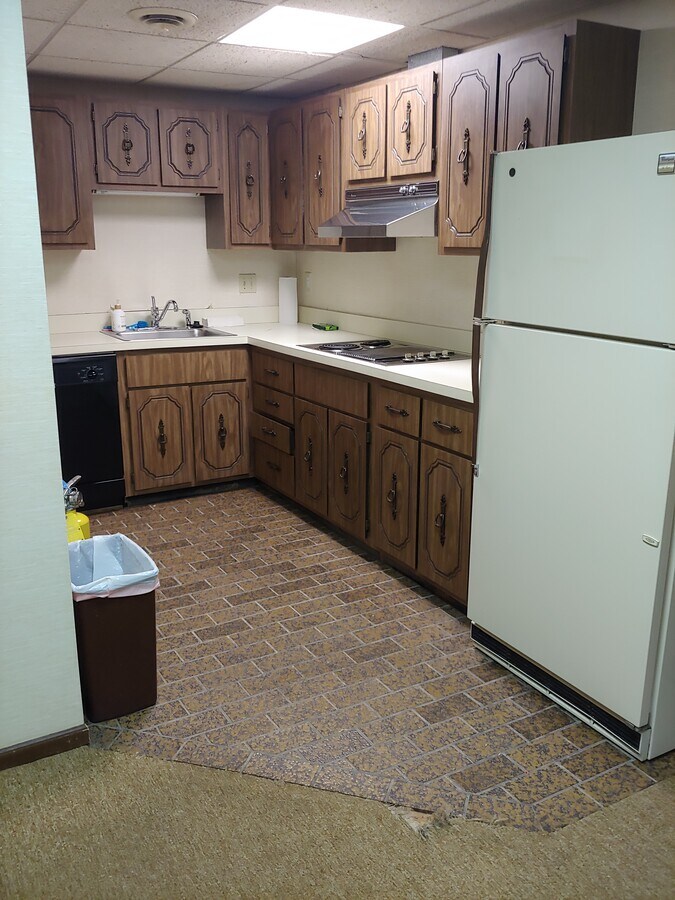 12115 Tesson Ferry Professional Ctr, Saint Louis, MO 63128