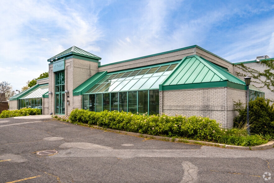 505 Boul SirWilfridLaurier, MontStHilaire, QC J3H 4X7