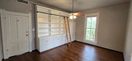 702 Rio Grande St, Austin, TX for lease Interior Photo- Image 2 of 4