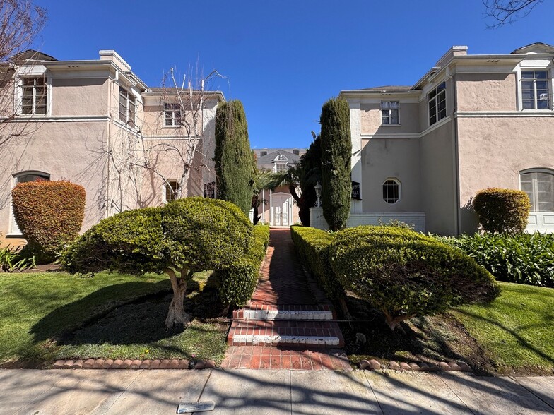 132 S Spalding Dr, Beverly Hills, CA for sale - Building Photo - Image 2 of 28