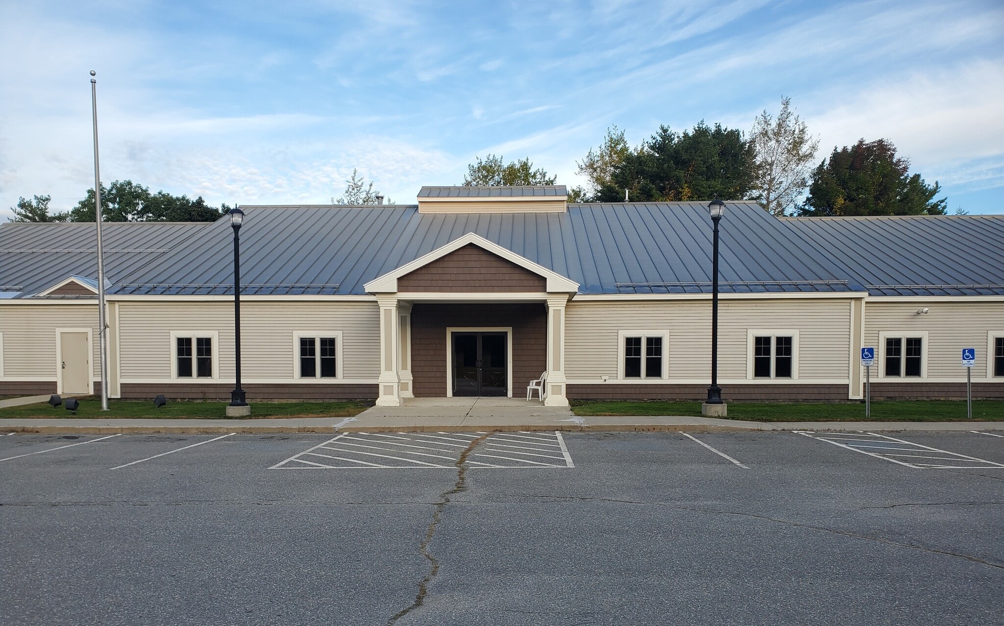 360 Old County Rd, Rockland, ME for lease Building Photo- Image 1 of 2