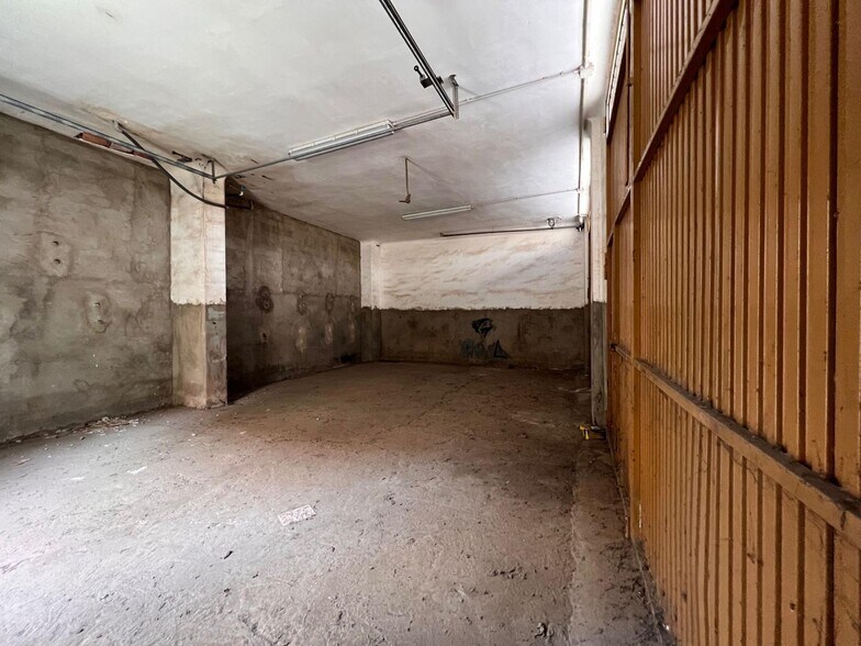 Retail in Carlet for lease - Building Photo - Image 2 of 5