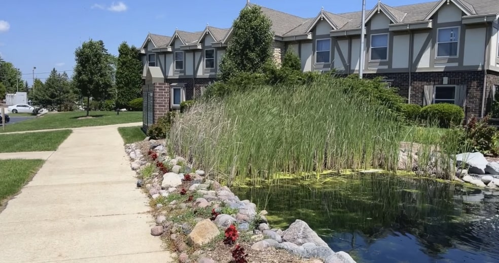 11516 N Port Washington Rd, Mequon, WI for sale - Commercial Listing Video - Image 2 of 11