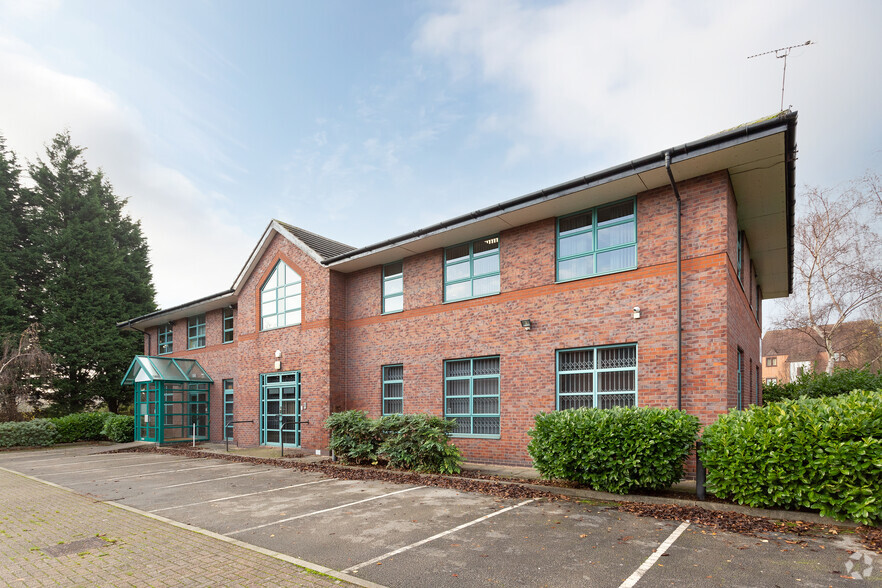 Lawrence Way, Nottingham for lease - Primary Photo - Image 1 of 4