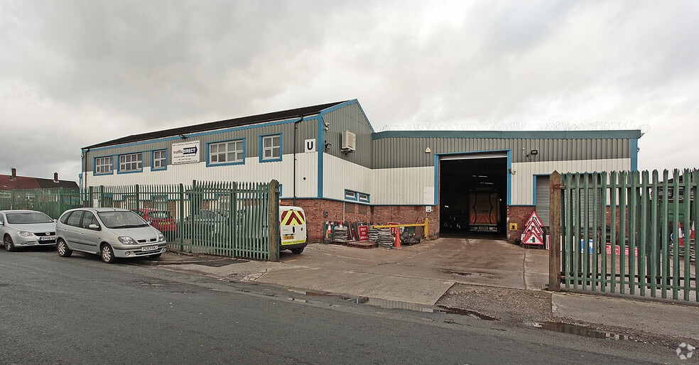 Highfield St, Manchester for lease - Primary Photo - Image 1 of 3