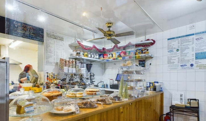 The Square Peg Colchester Sq, Lochgilphead for sale - Interior Photo - Image 2 of 4