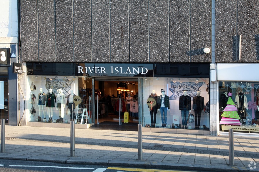 High Rd, London for lease - Building Photo - Image 3 of 5