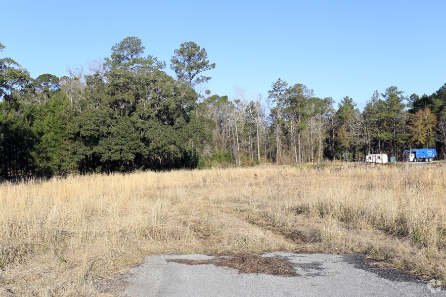 6375 E Oglethorpe Hwy, Hinesville, GA for sale - Primary Photo - Image 1 of 1