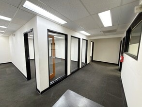 2596 Mission St, San Marino, CA for lease Interior Photo- Image 2 of 8