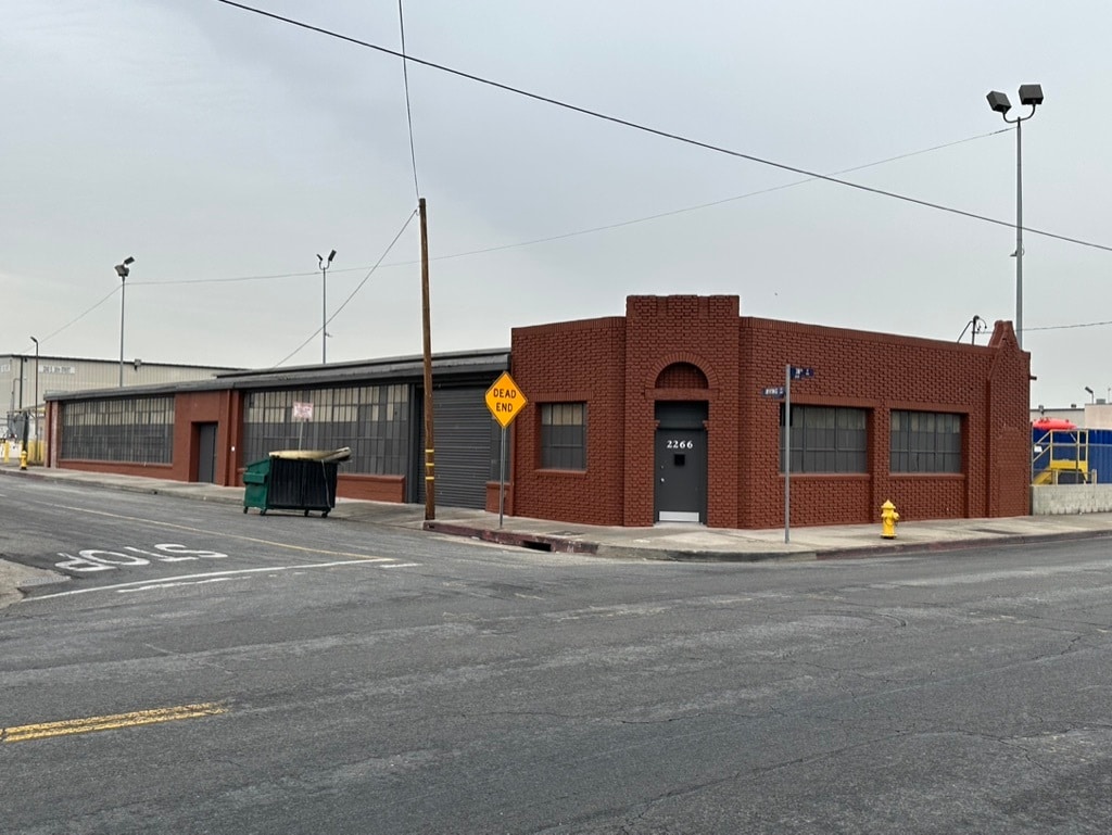 2266 E 38th St, Vernon, CA for lease Building Photo- Image 1 of 14