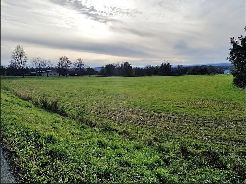 Cortland Rd, Dryden, NY 13053