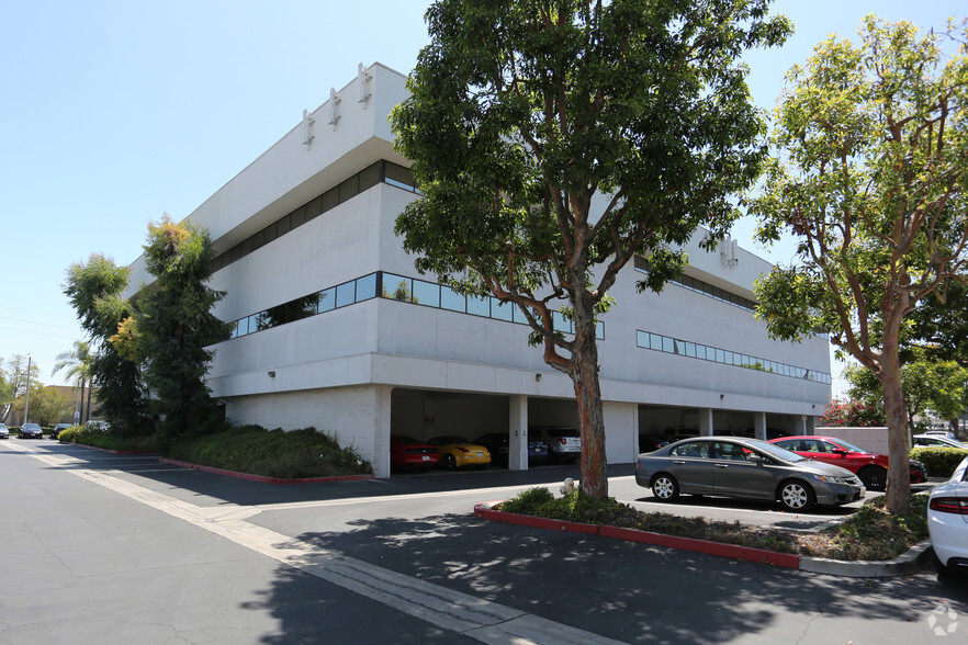 6101 Ball Rd, Cypress, CA for lease - Building Photo - Image 3 of 10