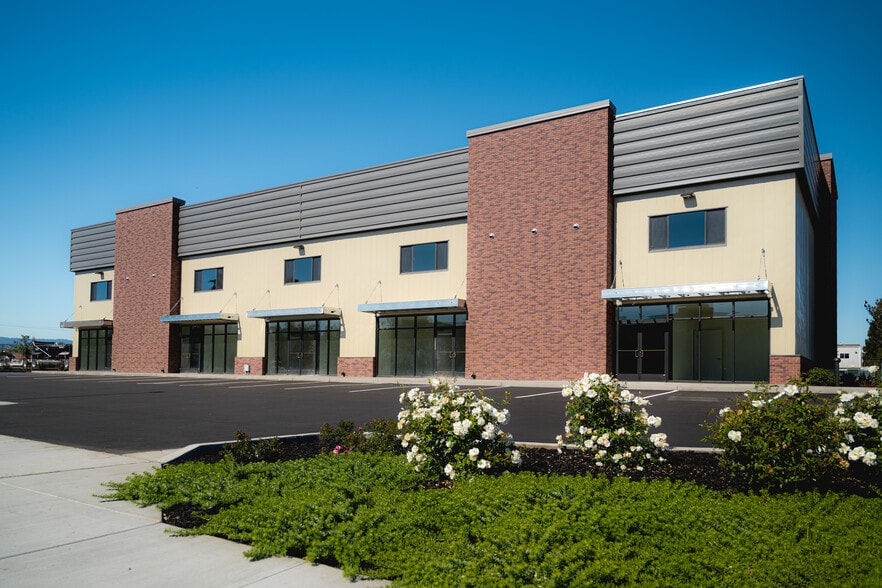 285 Nagareda Dr, Gilroy, CA for lease - Primary Photo - Image 1 of 11