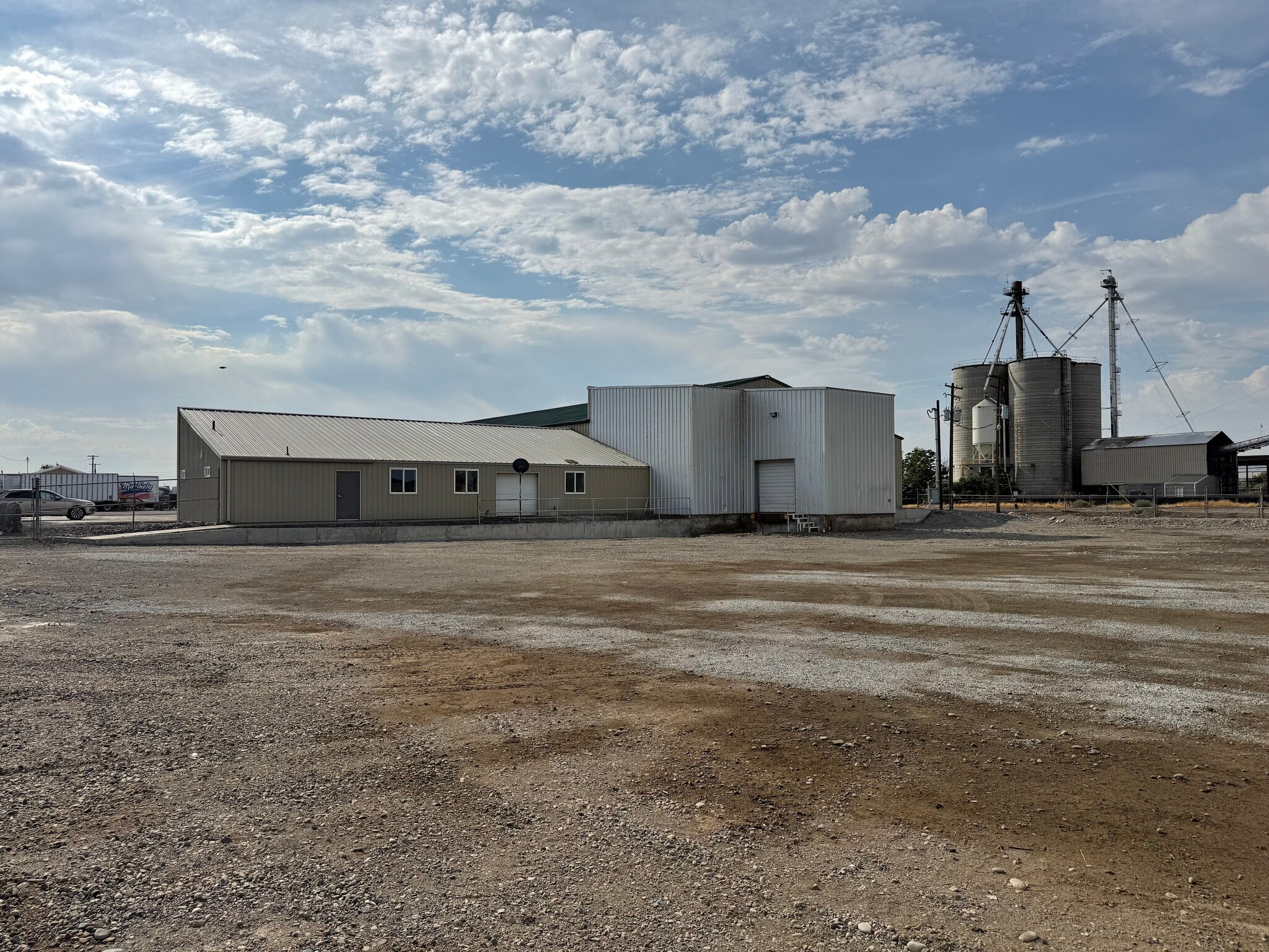 396 Grain Terminal Rd, Burbank, WA for sale Building Photo- Image 1 of 10