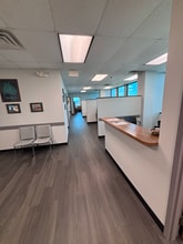 2 International Plaza Dr, Nashville, TN for lease Interior Photo- Image 2 of 2