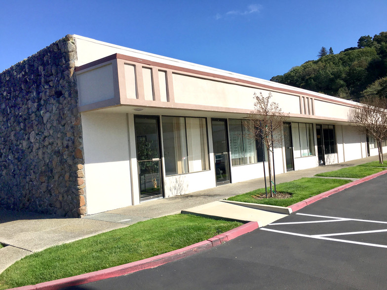 77 Mark Dr, San Rafael, CA for lease - Building Photo - Image 3 of 5