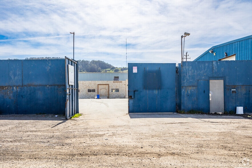 1313 Armstrong Ave, San Francisco, CA for lease - Building Photo - Image 3 of 4