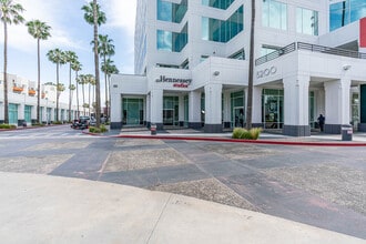 5200 Lankershim Blvd, North Hollywood, CA for lease Building Photo- Image 2 of 19