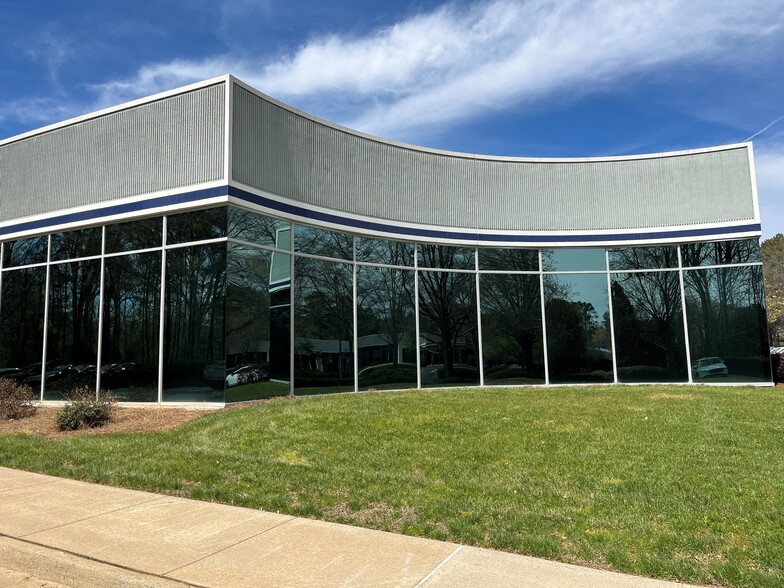 300 Chastain Center Blvd, Kennesaw, GA for lease - Building Photo - Image 2 of 10