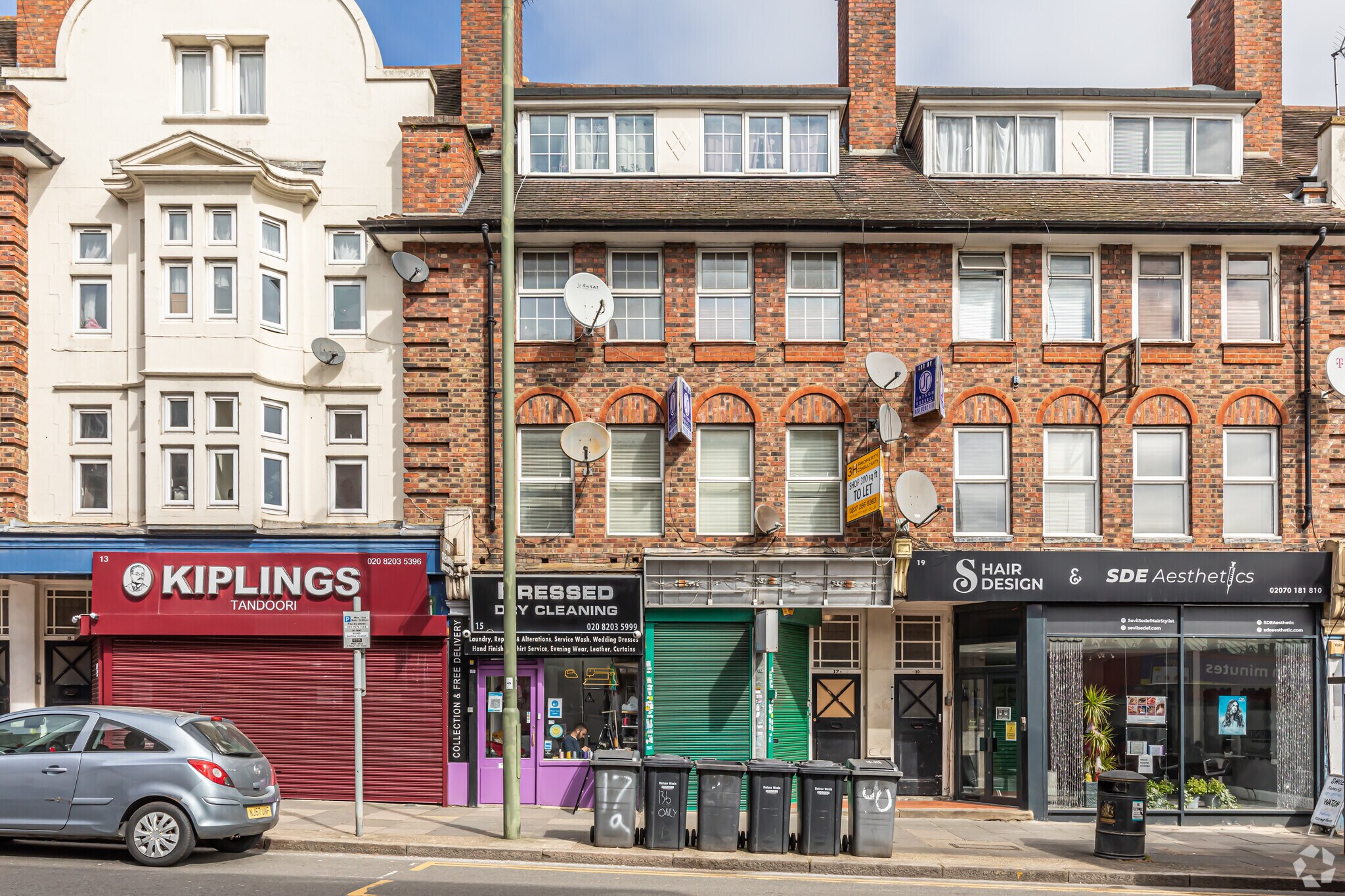 17 Finchley Ln, London for sale Primary Photo- Image 1 of 1