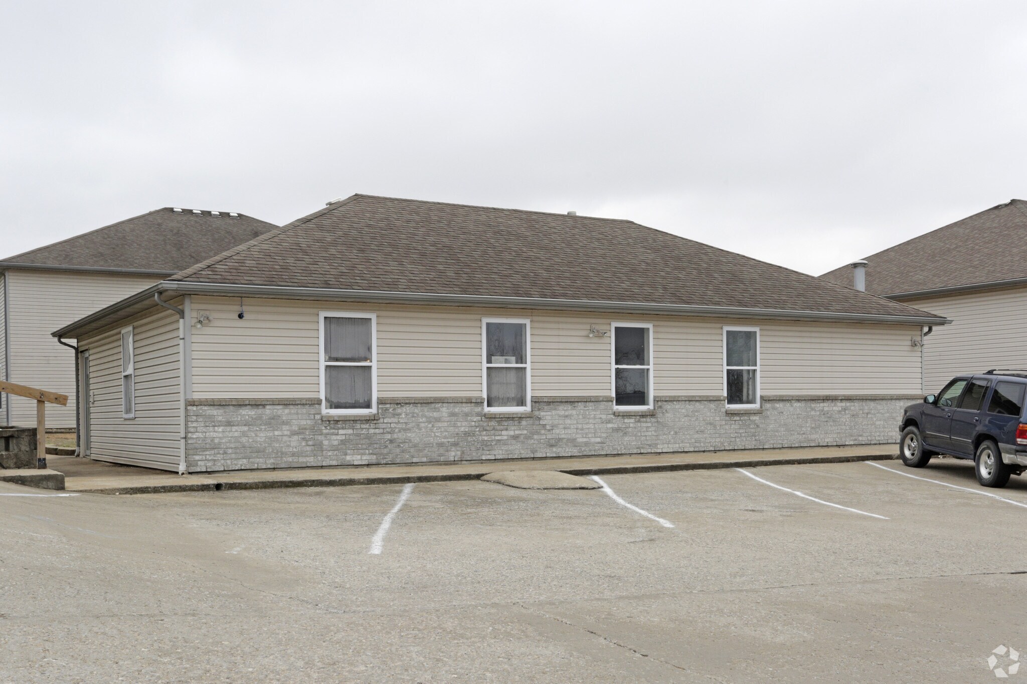 412 S Main St, Warrensburg, MO, 64093 Apartment Property For Sale