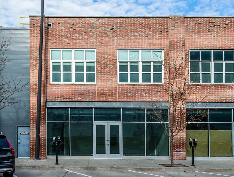 1320-1340 Mike Fahey St, Omaha, NE for sale - Primary Photo - Image 1 of 1