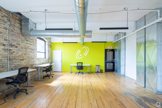 639 Queen St W, Toronto, ON for lease Interior Photo- Image 1 of 4