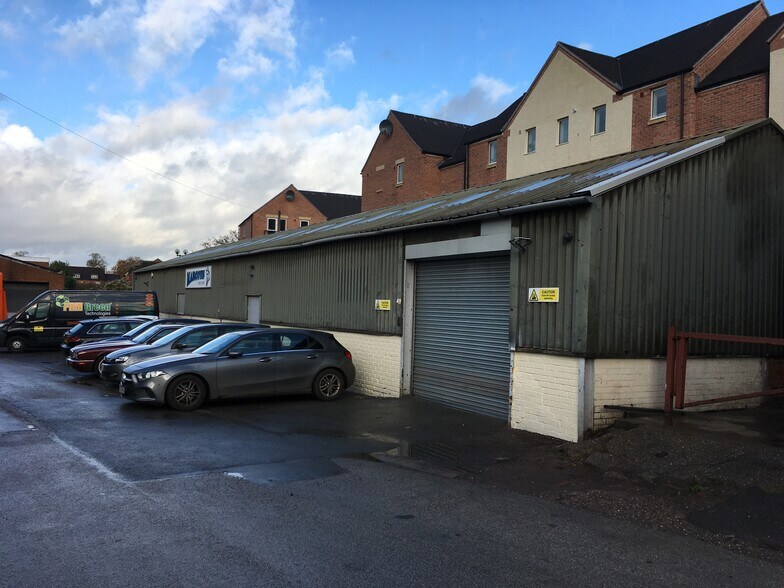 Greenhough Rd, Lichfield, WS13 7AU