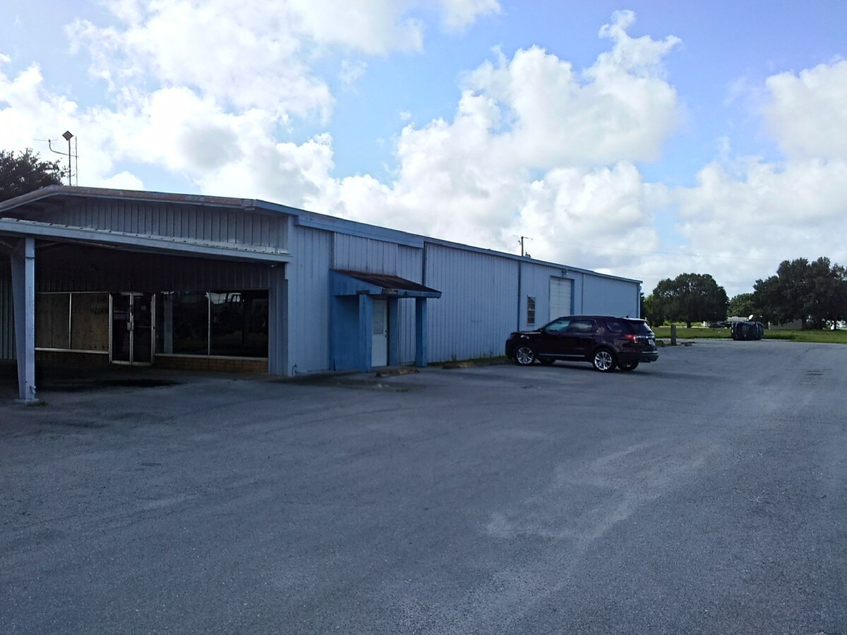 1985 SE Carlstrom Field Rd, Arcadia, FL 34266