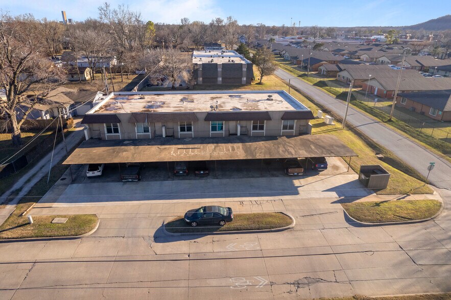 5623 S Quincy Ave, Tulsa, OK for sale - Building Photo - Image 2 of 44