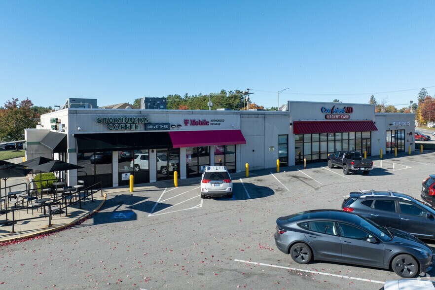 11-17 Webb Pl, Dover, NH for sale - Primary Photo - Image 1 of 1