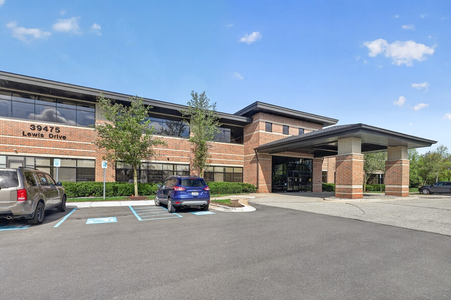 Lewis Medical Office Centre - Office Space