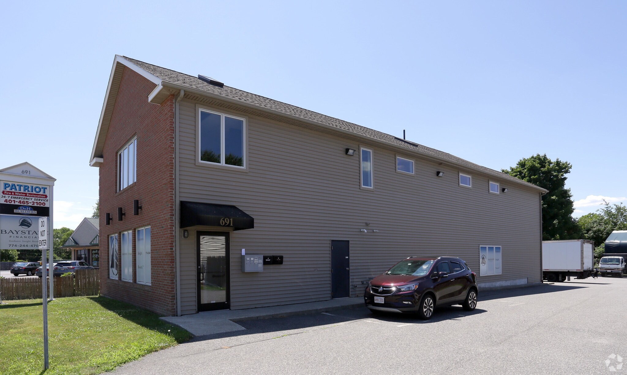 691 Fall River Ave, Seekonk, MA for sale Primary Photo- Image 1 of 1